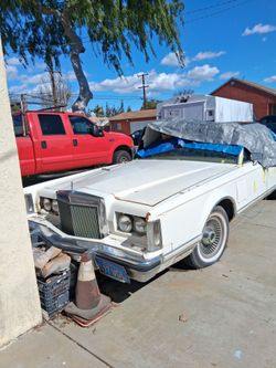 Lincoln Continental Mark VI cream color