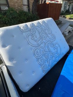 ZINUS TWIN MATTRESS & Sealy Posturepedic FULL SIZE