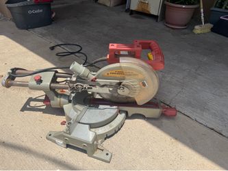 Chicago Electric 10-inch compound sliding miter saw