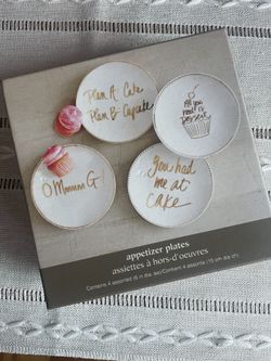 Pier 1 Imports Appetizer Dessert Plates In Box 
