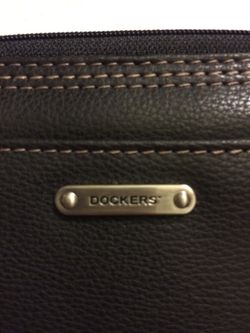 Dockers Wallet New