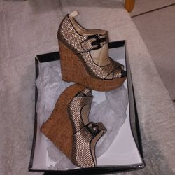 Saks Fifth Avenue Women's High Heeled Shoes Size 5