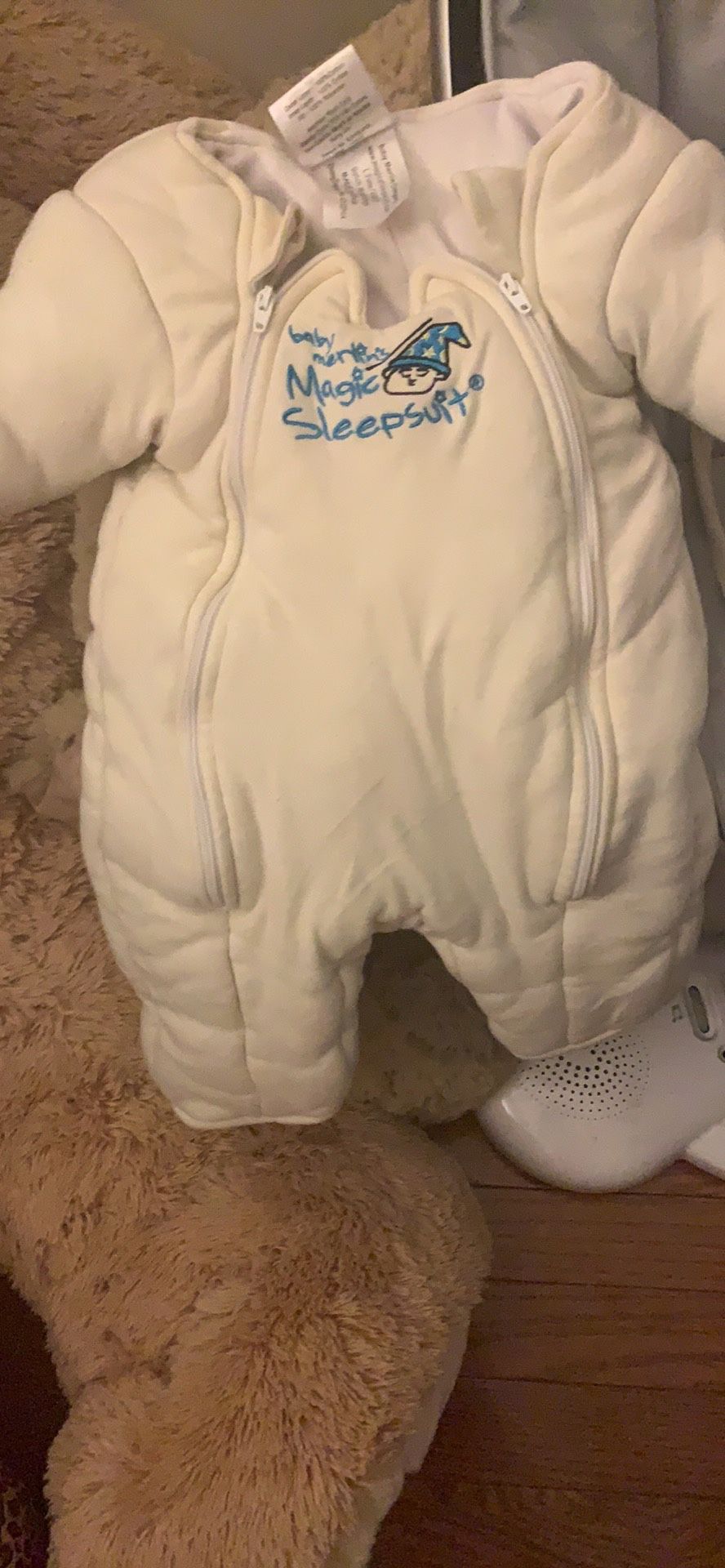 Merlims magic suit for babies best sleep! Size 6-12 months