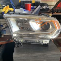 2014-2019 Dodge Durango Driver Headlight 