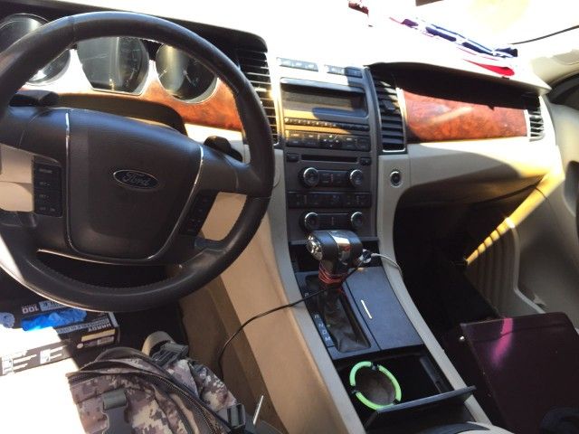 Ford Taurus 2010