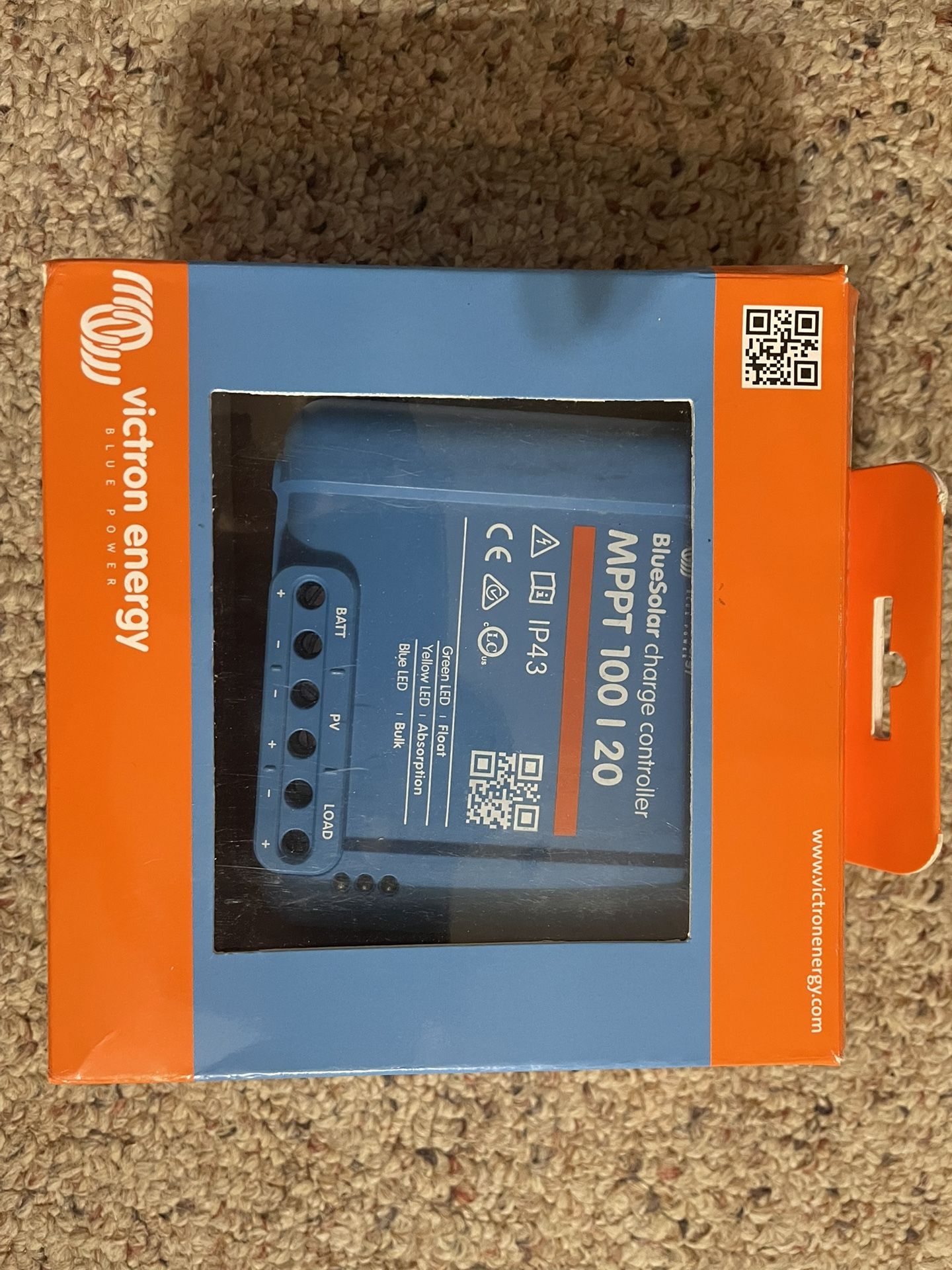 Victron Energy MPPT 150/35 Smart Solar Charge Controller(USED)