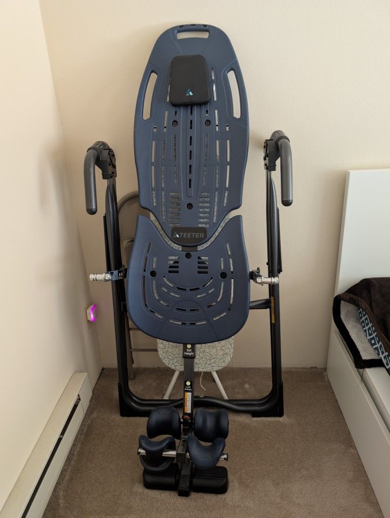 Teeter Inversion Table