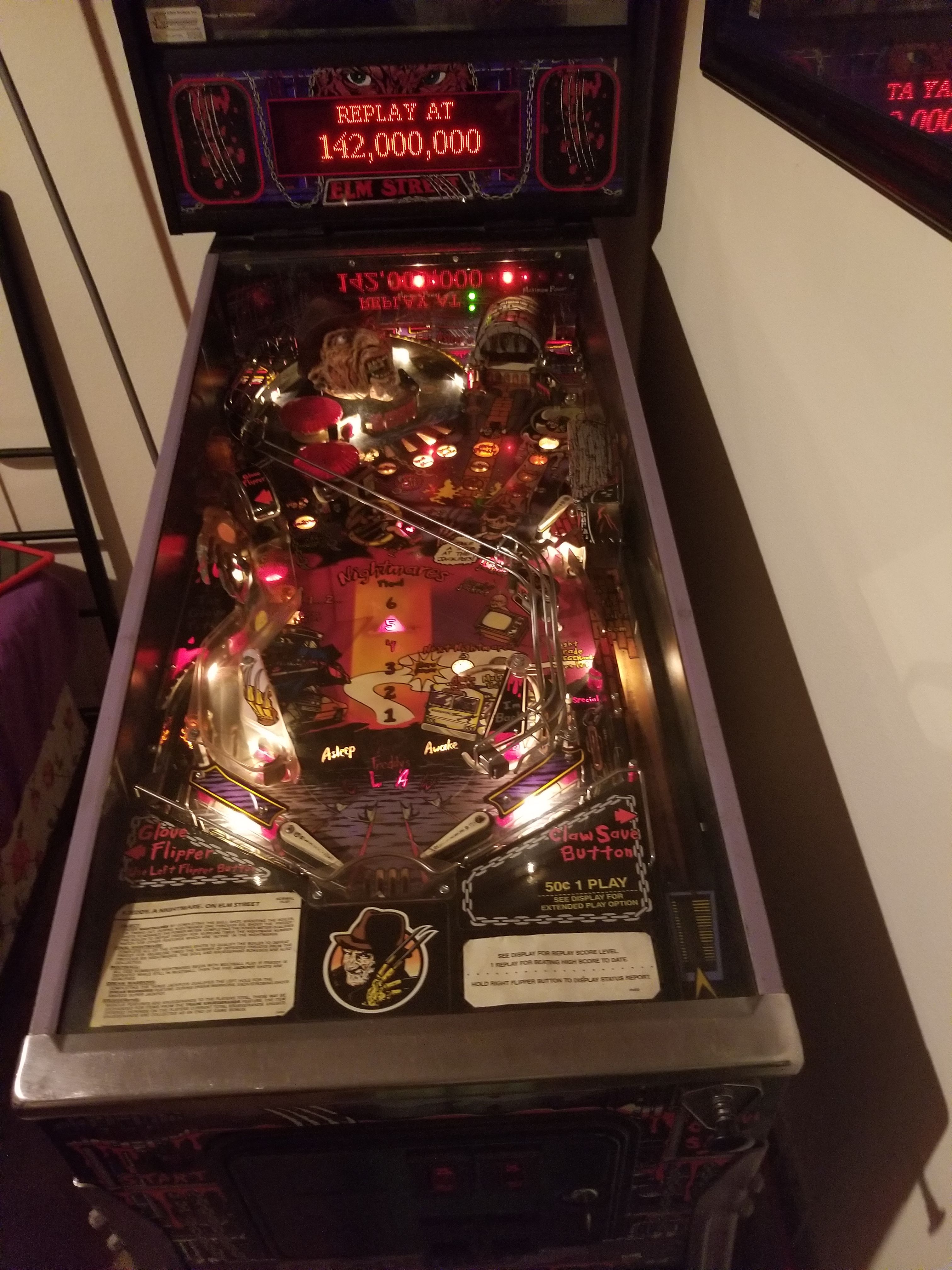 Nightmare on Elm Street pinball machine