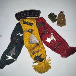 Vintage 60-70s Boy Scouts Pins And Baseball Pins