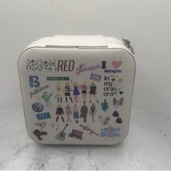 Taylor Swift Compact White Jewelry Box – Eras Tour Inspired – “I’m a Swiftie”