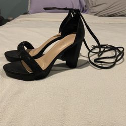 Black Dress Shoes - Size 8.5