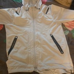 White Under Armour Jacket 65$ Men’s Small 