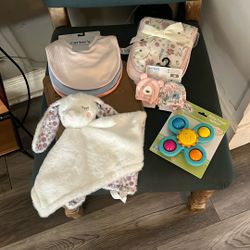 Baby Bigs , Receiving Blankets , Mittens , Blanket Buddy 