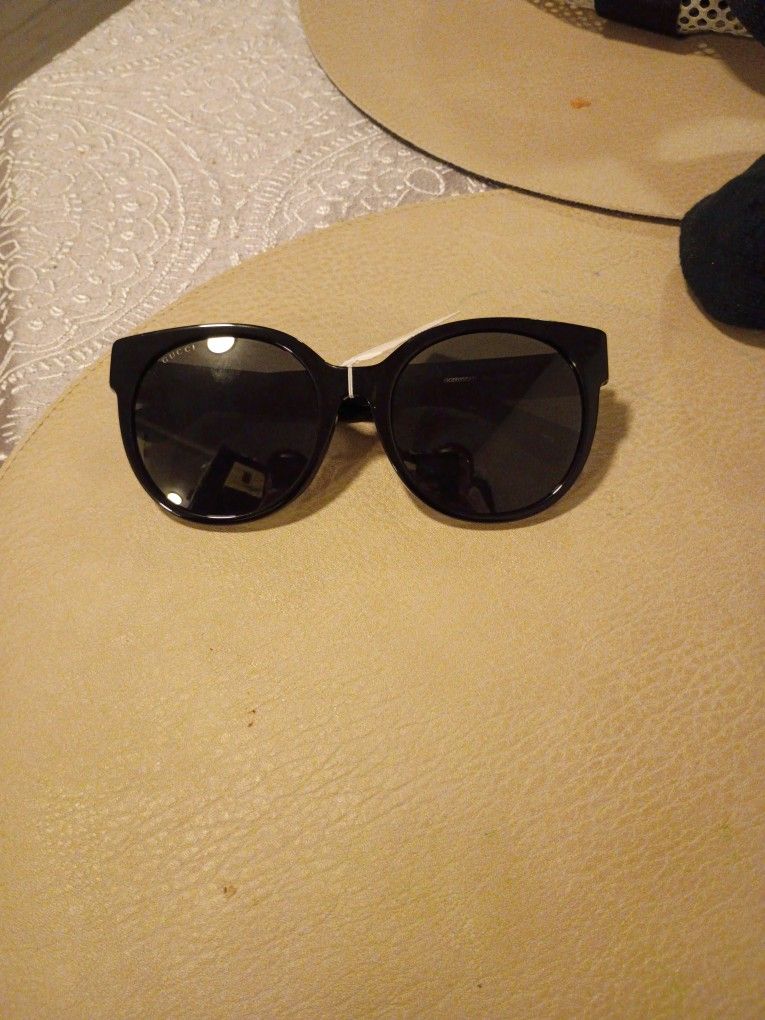 Black Gucci Glasses (NEW with TAGS)