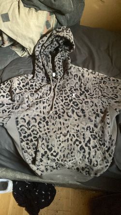 Champion snow leopard