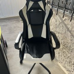 Gaming Chair -$10