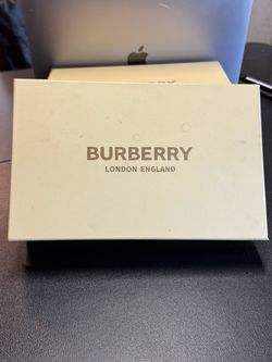 Burberry Belt and Wallet Set