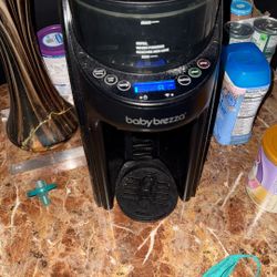 Baby Brezza Like New