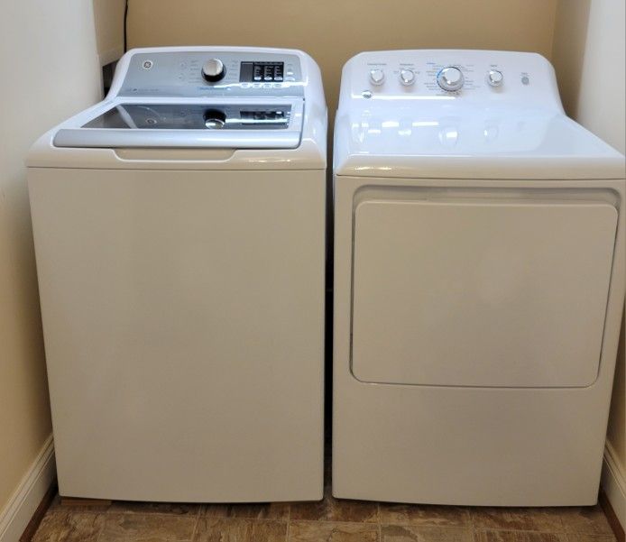 GE Energy Star Deep Fill Quiet Wash Washer & Dryer