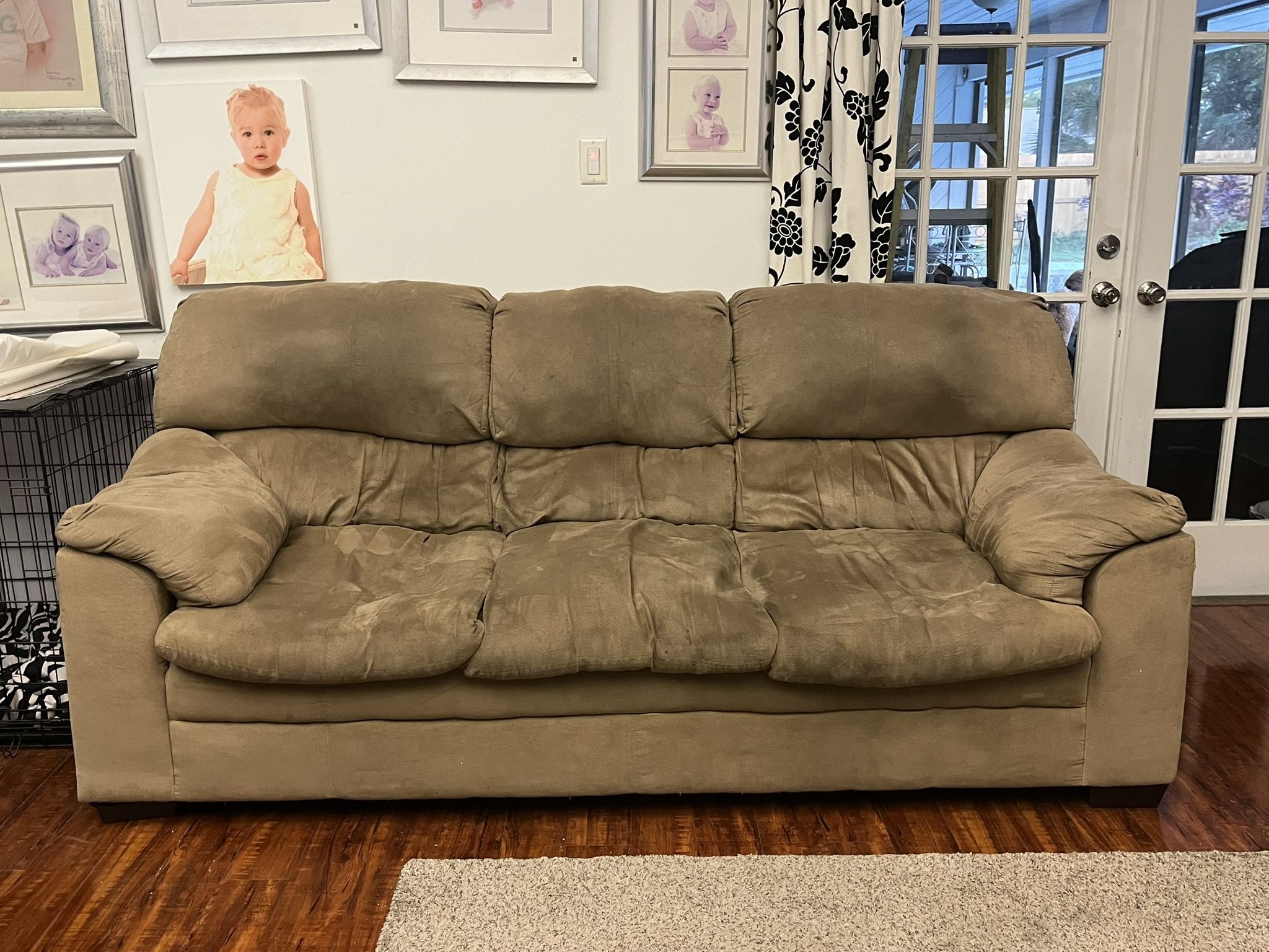 FREE Couch