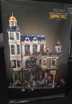 ICONS Modular Buildings Collection- Shopping Street