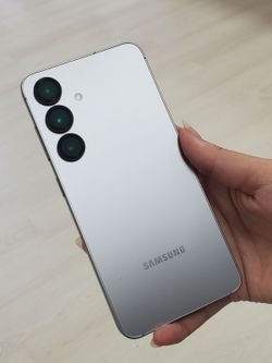 Galaxy S25 5G 6.2" (Unlocked) 128GB Good Silver Shadow