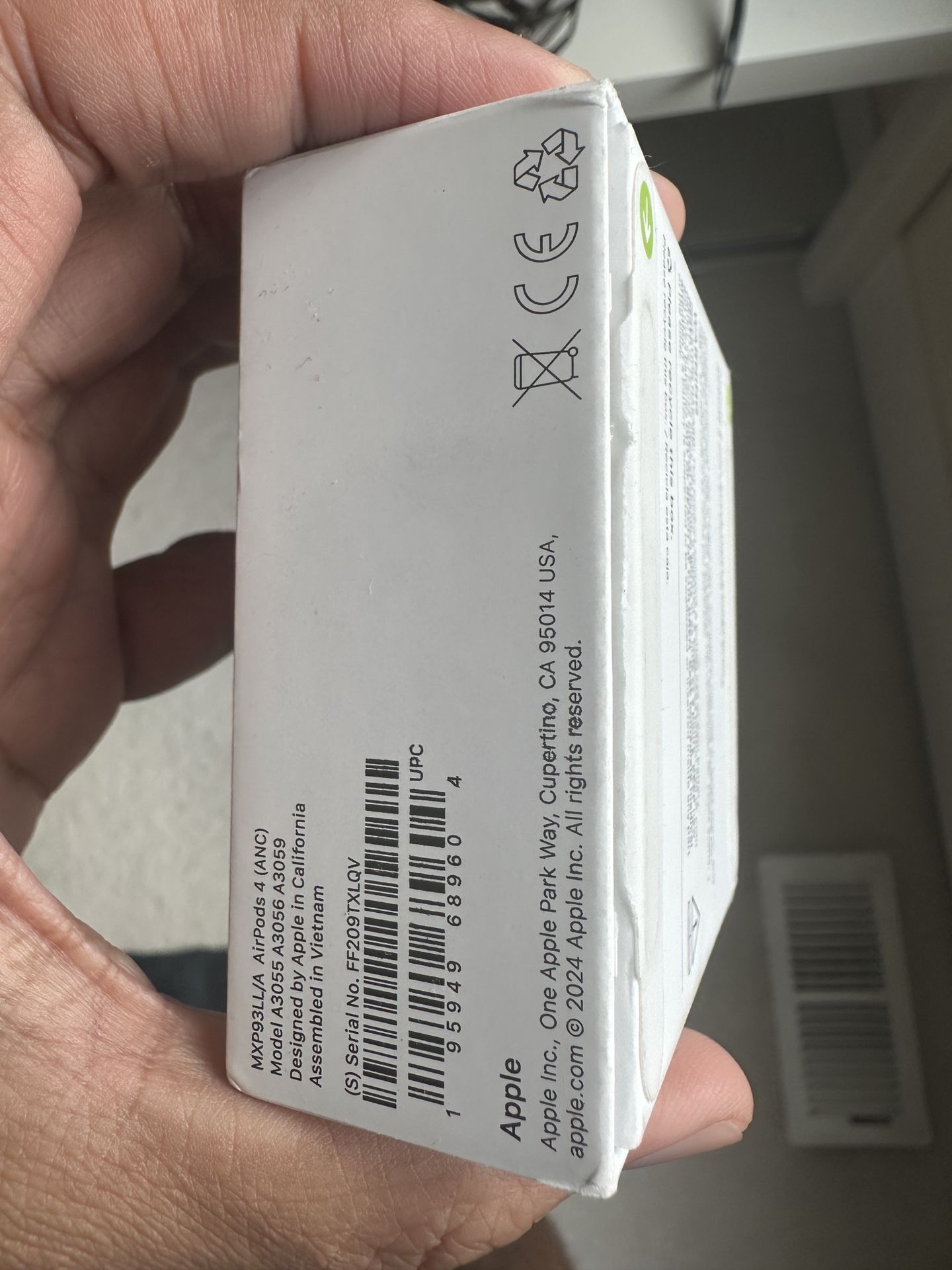 Apple AirPods 4 With Active Noise Cancellation