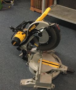 Dewalt miter saw DW716