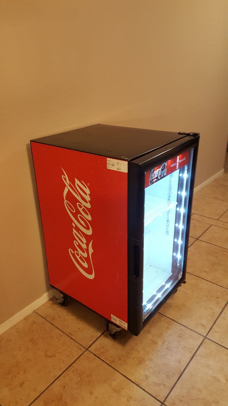 Imbera -VR06-Coca-Cola-Commercial Refrigerator