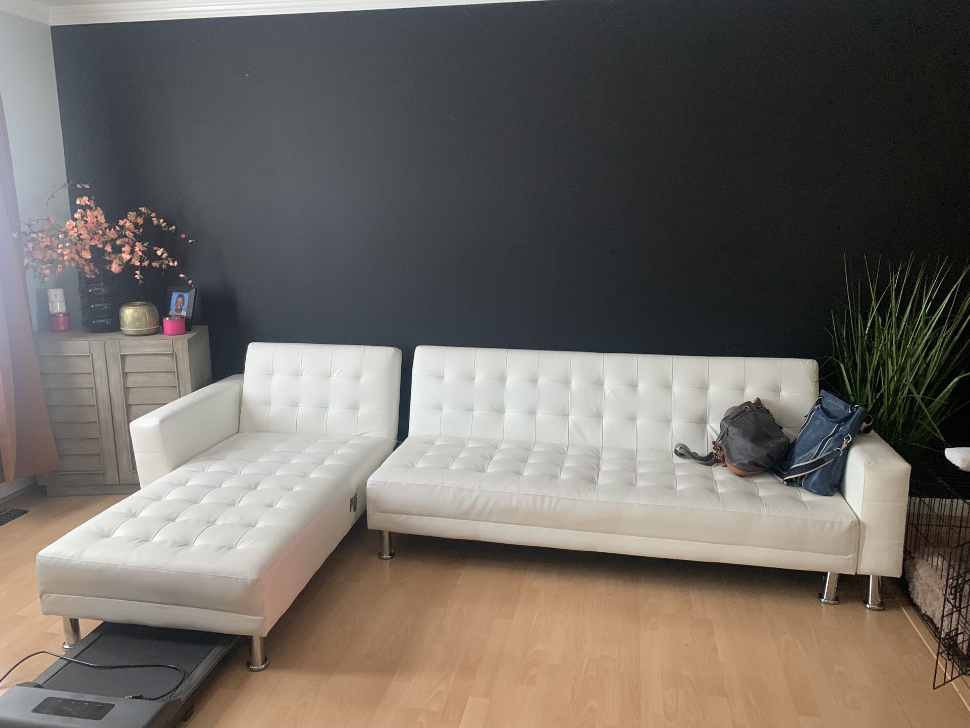 3 Pc Living Rm Set. $650