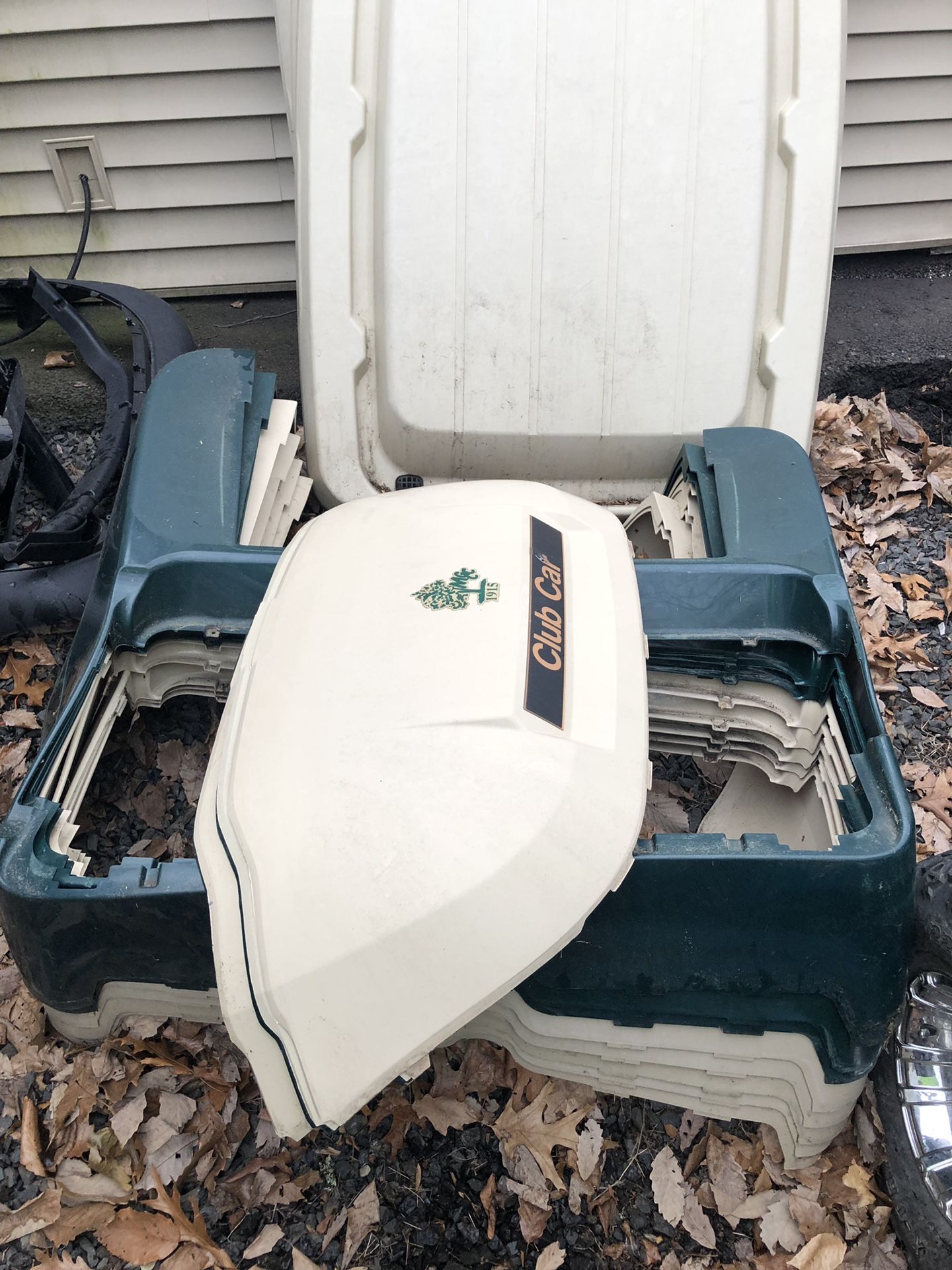 Club car precedent bodies