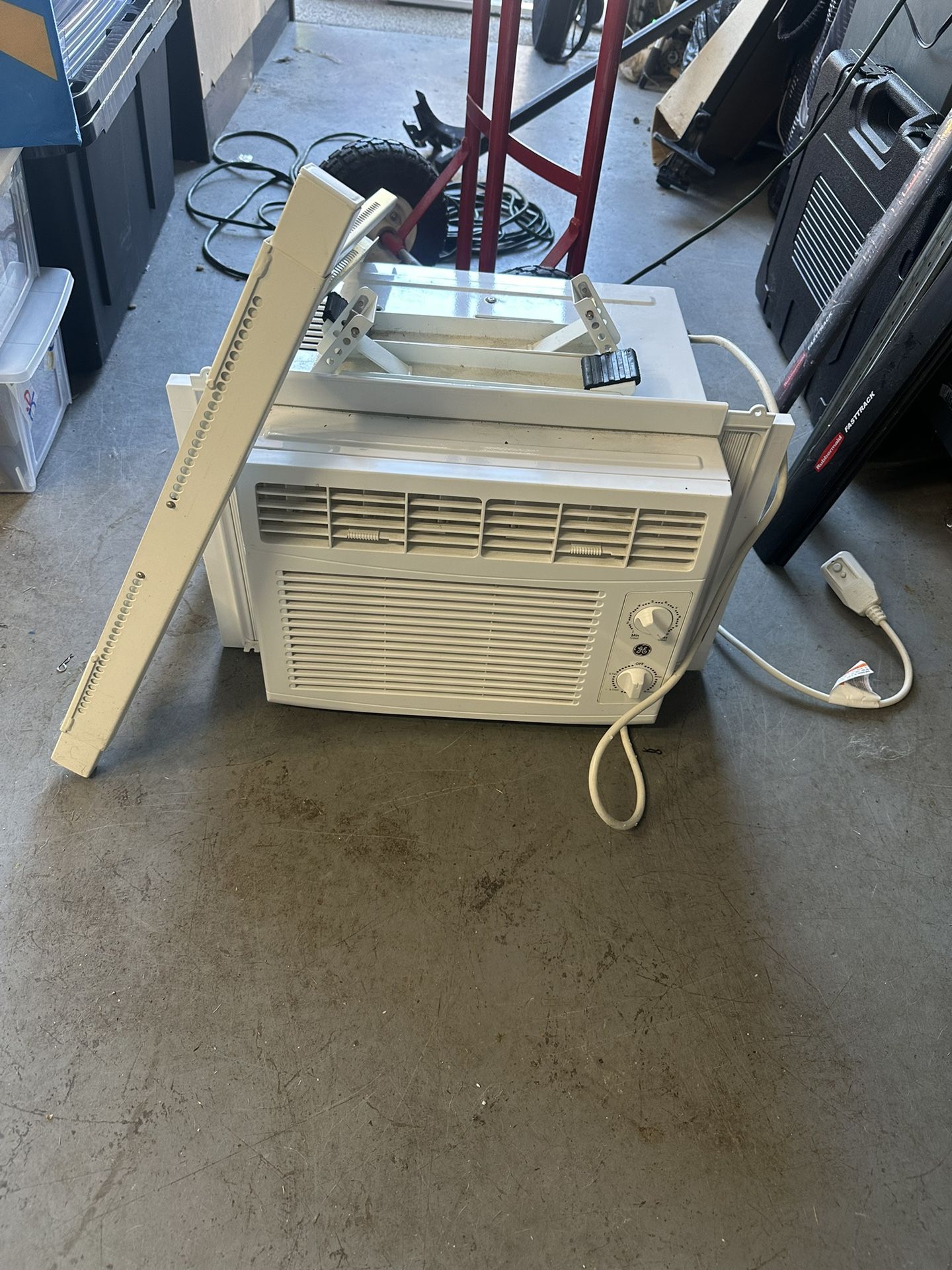 Window AC Unit