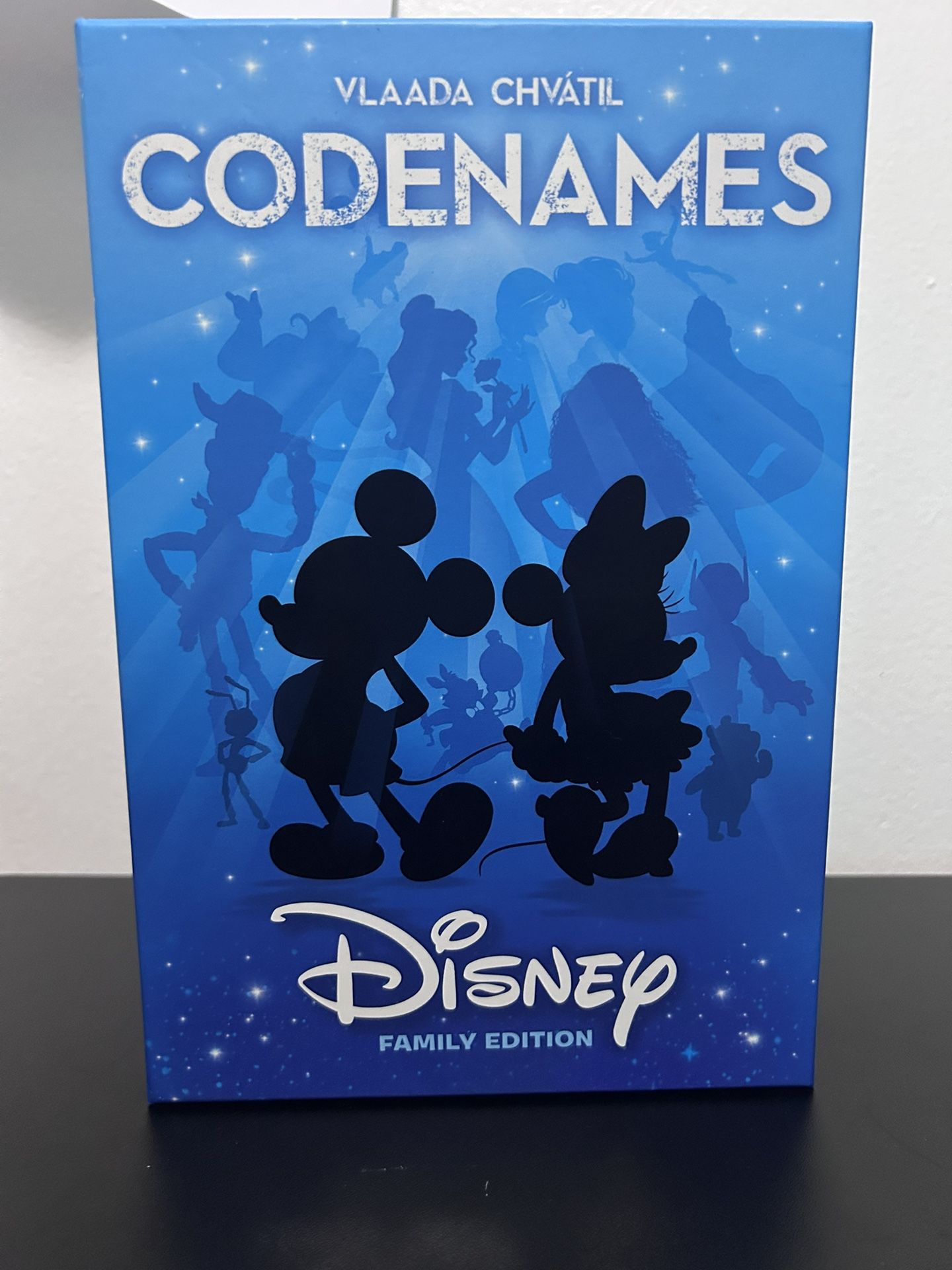 Codenames Family Edition