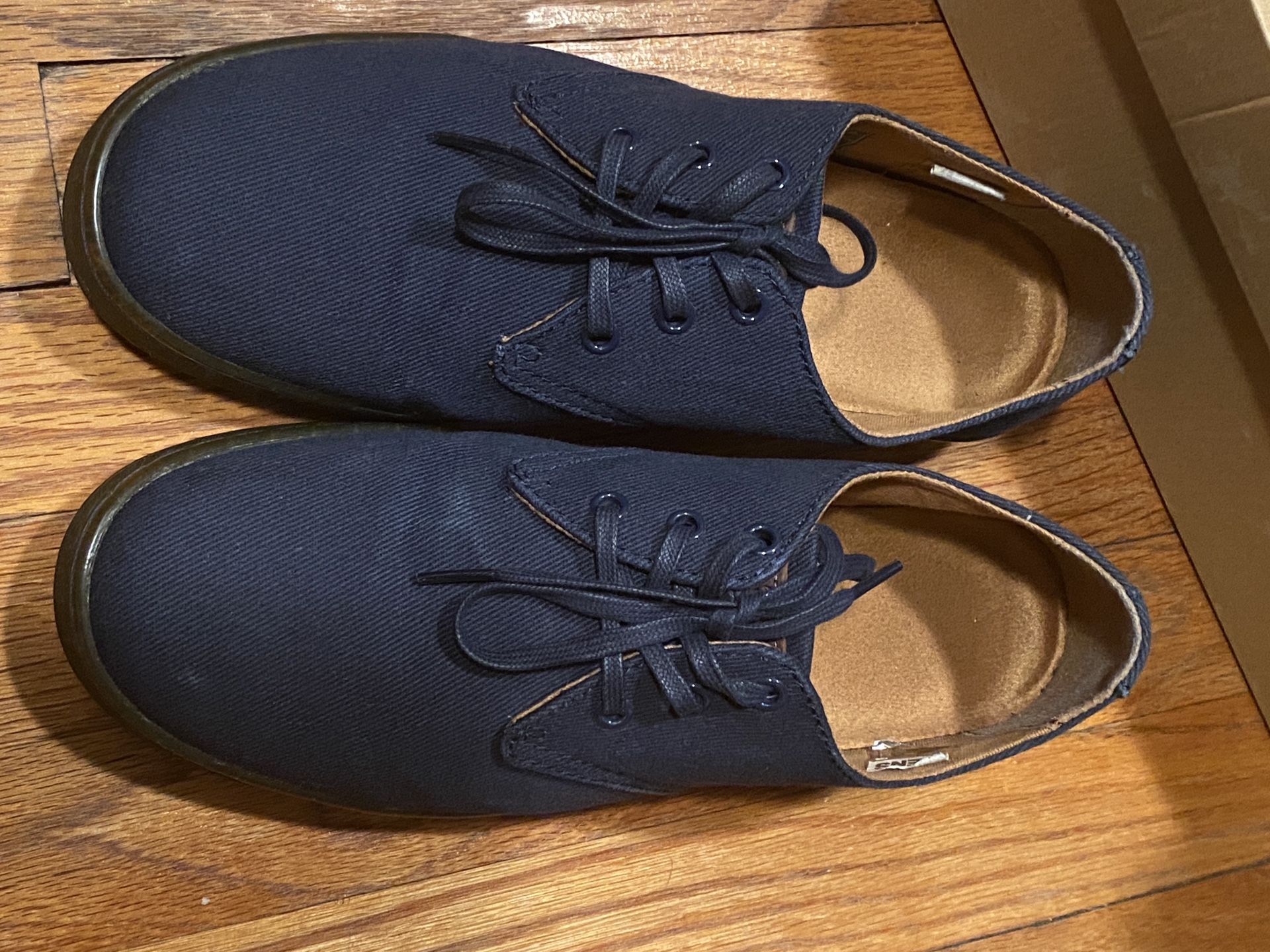 Dr. Martens Delray Twill True Navy Canvas Oxford UNISEX EU42 USM 9 USW 10