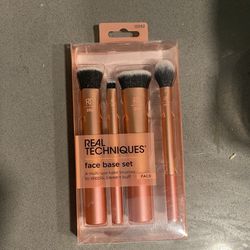 Real Techniques Makeup Brush Set