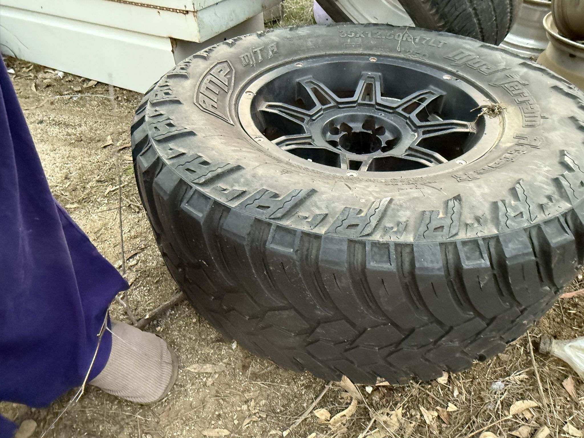 Tire 13x 12.5oR 17lt