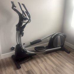 Nordic track Elliptical Space Saver SE7i