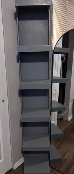 Grey Shelfs