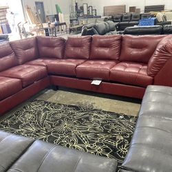 Sectional Serta