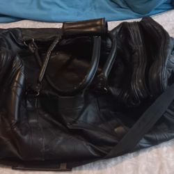 Large leather carrying bag