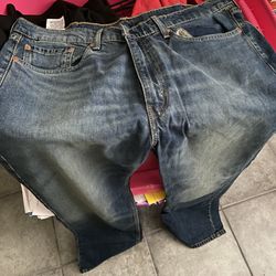 Men’s Levis 