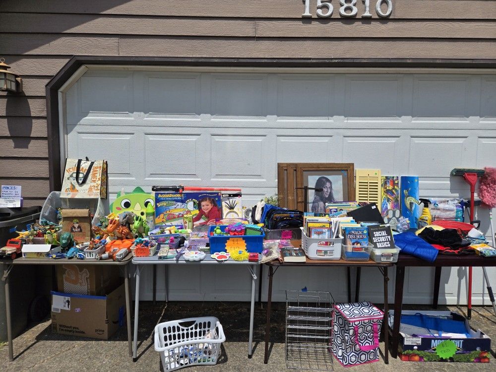 Multi-Family Garage Sale!!
