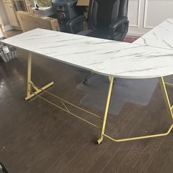 FREE - Stylish L-Shaped Desk