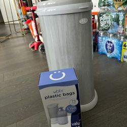 ubbi diaper steel odor locking，white