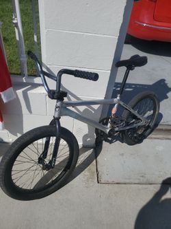 Red line bmx