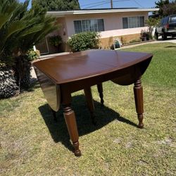 French Louis Philippe Leaf Dining Table, 19th Century Antique