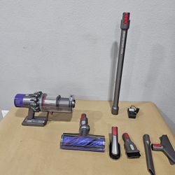 dyson v10  cordless hair vanes stick vacuum -1