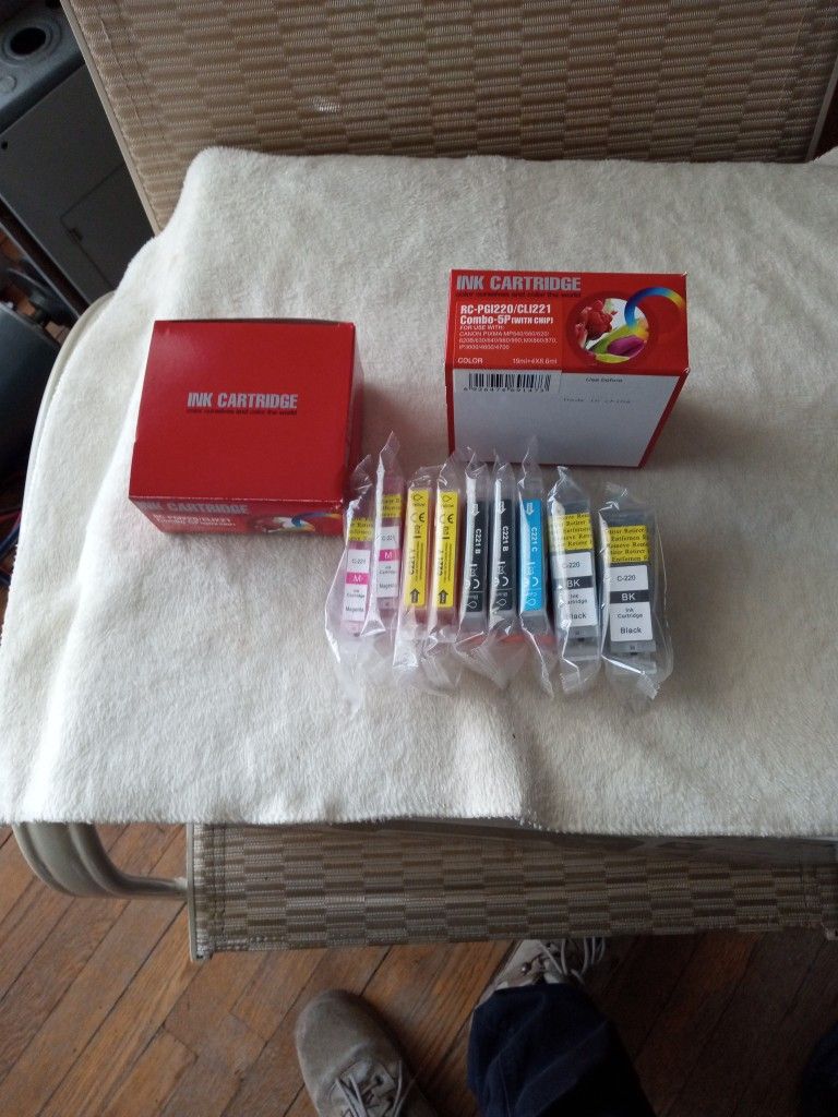 Ink Cartridge For Canon MX 860 PIXMA Printer And Compatible With Other Printers New Never Used 9 Cartridge Total $30 Dollars Only For All 9 Units