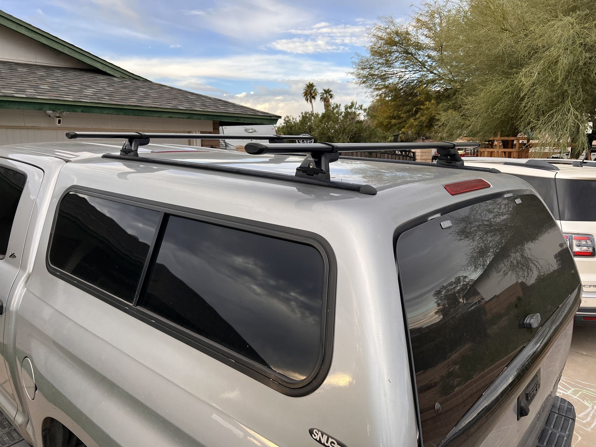 Tundra Snugtop Rebel for Sale in Phoenix, AZ OfferUp