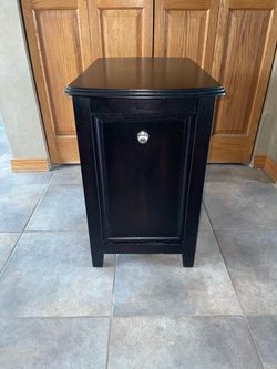 Wood Side Table/End Table